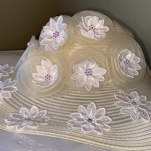 Beautiful Mr. Hi’s Lite & Airy Dress/Church/Derby Hat main image 10